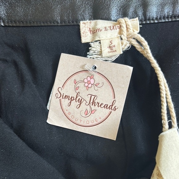 Hem & Thread Black Mini Pencil Skirt Night Out - Picture 5 of 8